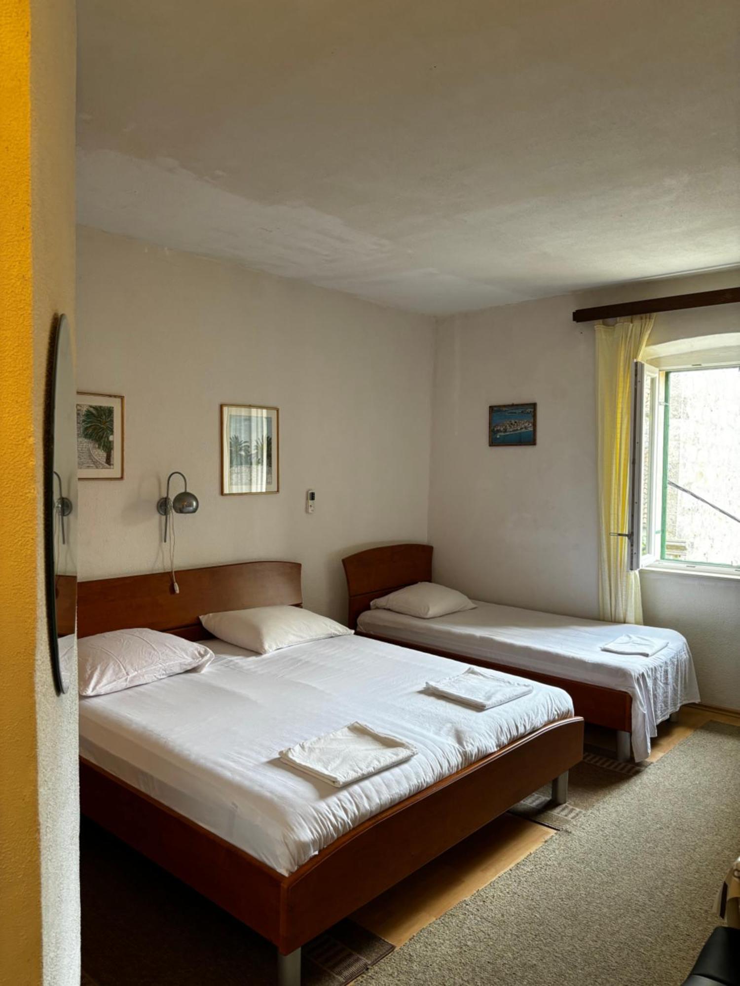 Accommodation Old Town Vitaic Korčula Екстериор снимка
