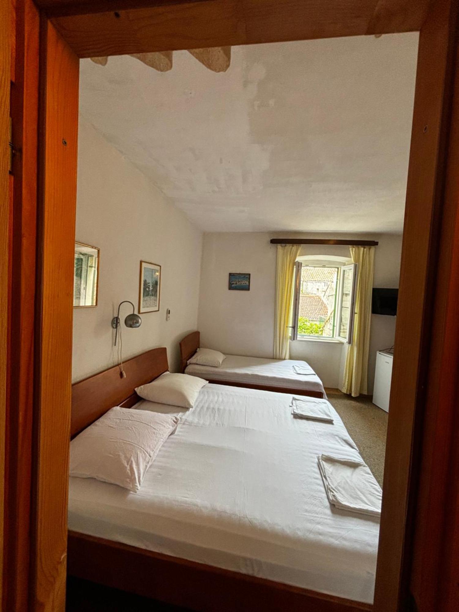 Accommodation Old Town Vitaic Korčula Екстериор снимка