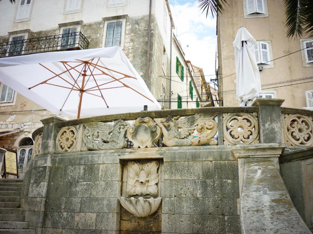 Accommodation Old Town Vitaic Korčula Екстериор снимка
